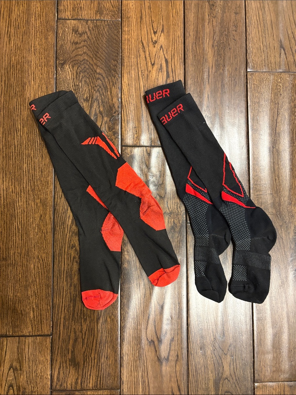 Bauer Skate Socks - Black with Red Accents